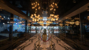 Mamaia Beach Condos 1